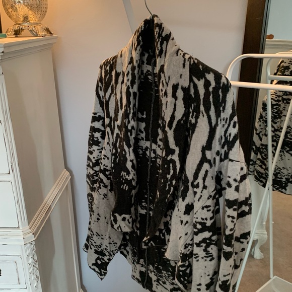 Michael stars black and grey cardigan sweater - Picture 3 of 5